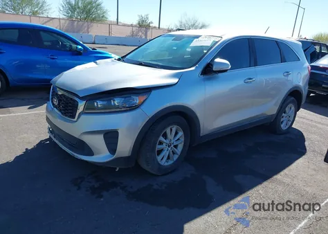 2019 Kia Sorento 2.4L L из США, поврежденный, VIN 5XYPG4A33KG578312